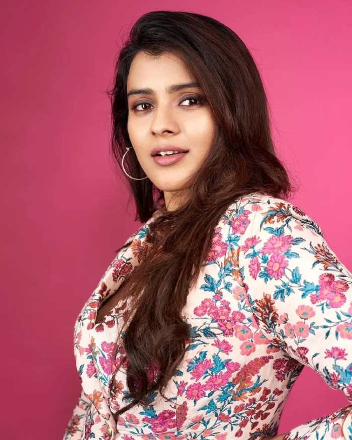hebah patel_teluguvox 4